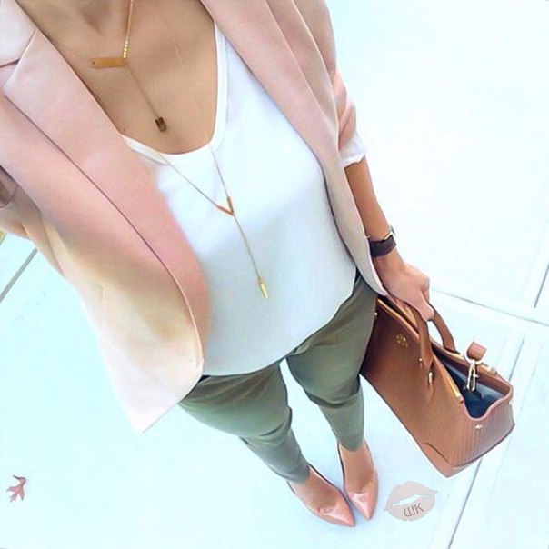 Ходила бы так