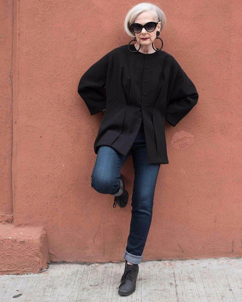 Эта модная бабуля вряд ли соберёт много 