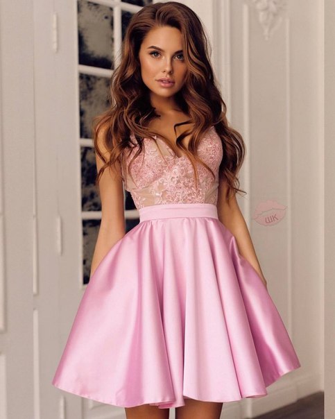 Кто ещё не успел подобрать платье на выпускной