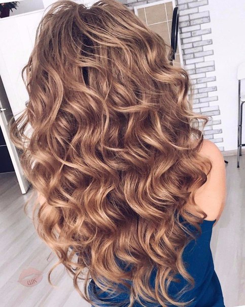 Я одна здесь балдею от этих локонов