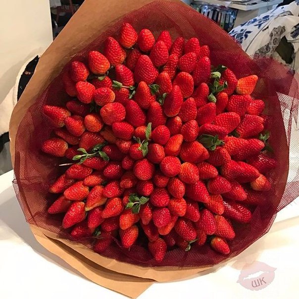 Есть тут любители клубнички 