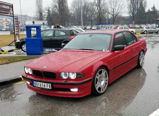 BMW E38