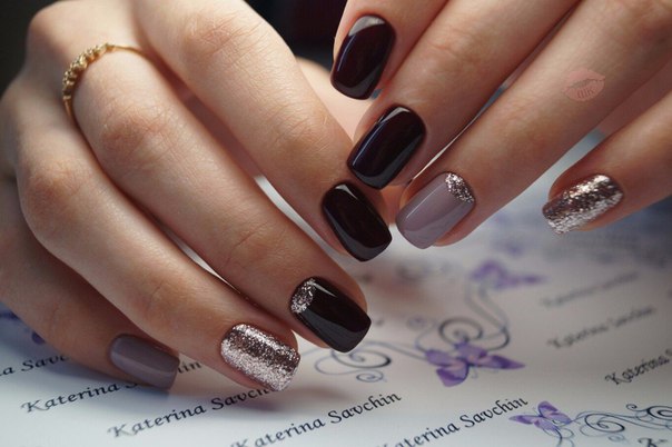 Классный маникюр. Ходила бы с таким