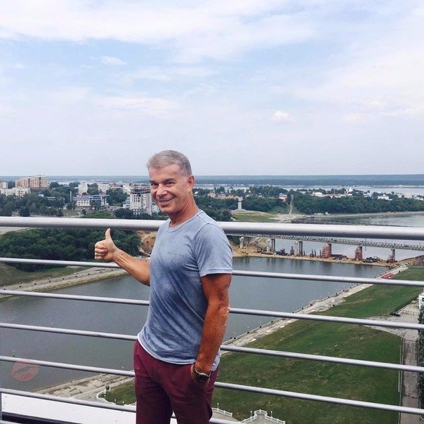 65-летний Олег Газманов выглядит отлично.