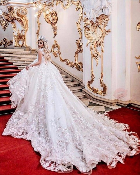 Королевский образ  Примерила бы на себя такой