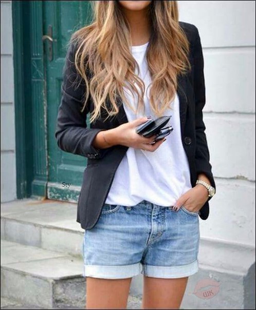 Оделась бы так