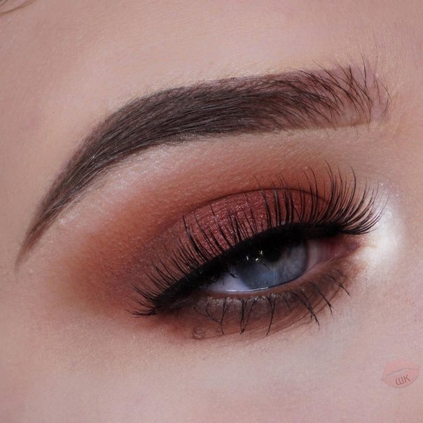 Сдержанный мейк. Кто ЗА