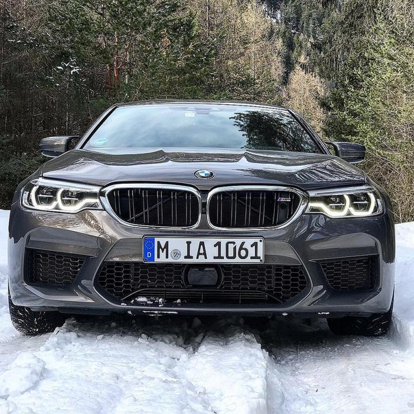 #BMW M5 F90 