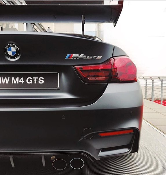 #BMW M4 GTS 