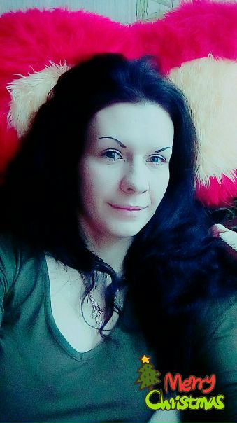 Девочки, посоветуйте, что поменять во внешности и что с волосами можно сделать 