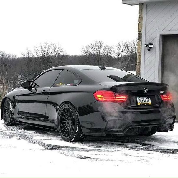 #BMW M4 Dark Night 