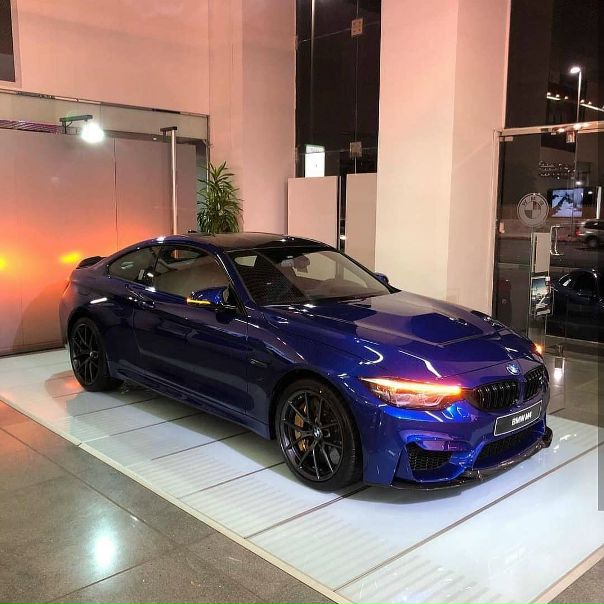#BMW M4 CS 