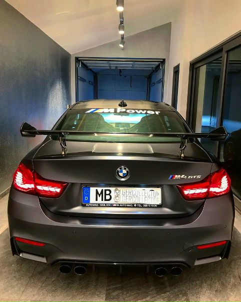 #BMW M4 GTS