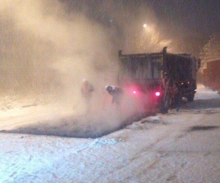 Угадайте, что делают во Владивостоке во время снегопада