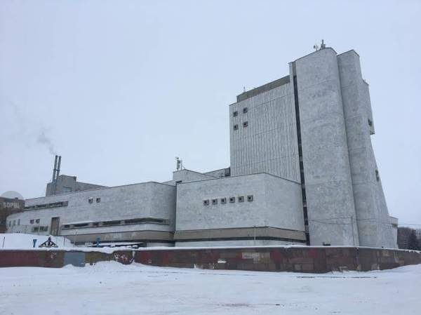Казалось бы, обычная себе база повстанцев в ледяных пустошах неизвестной планеты. Но нет, 