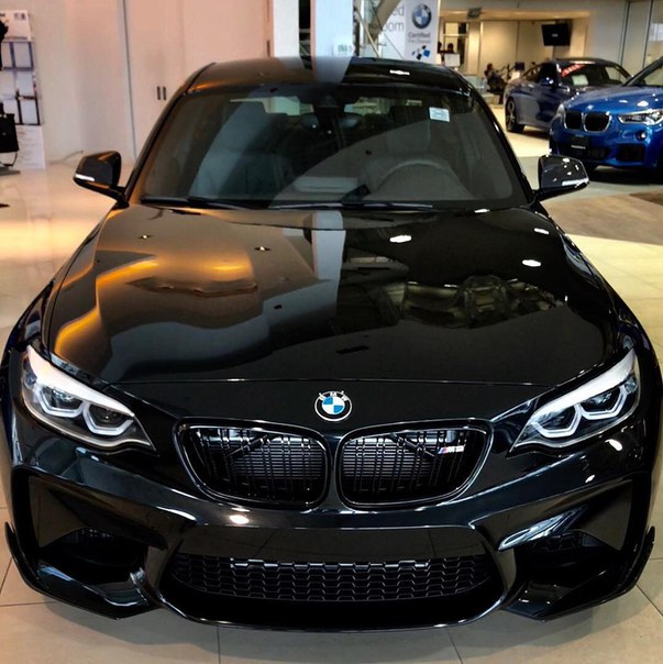 #BMW M2